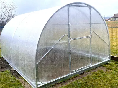 Szklarnia z poliwęglanu GT "Mocna Plus 40C"